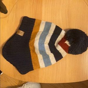M&F BEANIE